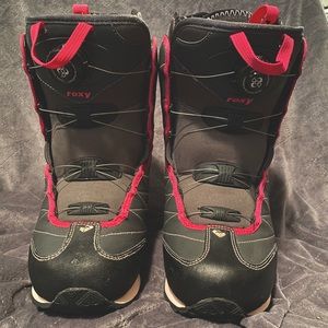 ROXY Snowboarding boots